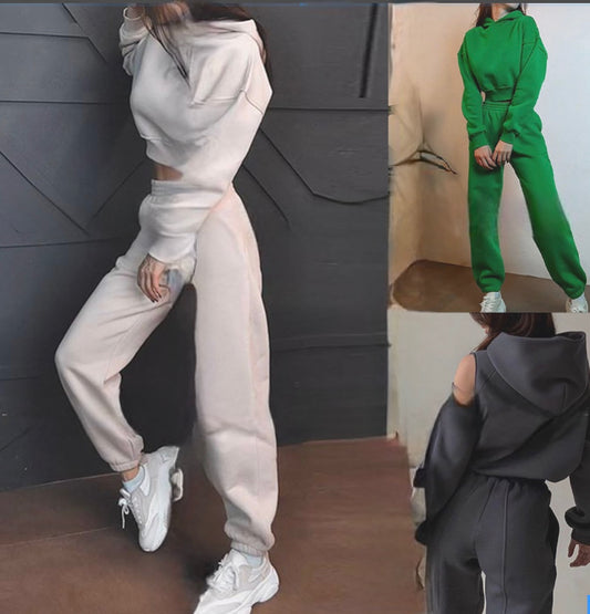 Women’s Peek-a-Boo Shoulder Sweatsuit Outfit